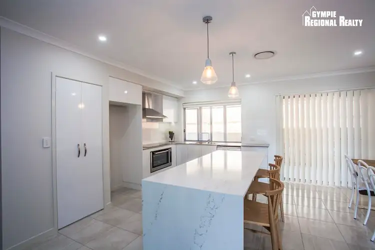 Seventh view of Homely house listing, 2 Knightsbridge Dve, Southside QLD 4570