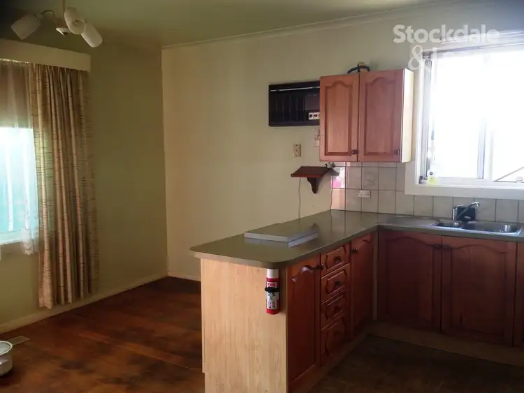 Fourth view of Homely house listing, 15 Phillips Street, Shepparton VIC 3630