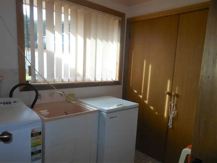 Third view of Homely villa listing, 2/32 Pineview Circuit, Young NSW 2594