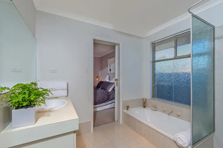 Fifth view of Homely villa listing, 4/100 Royal Street, Tuart Hill WA 6060