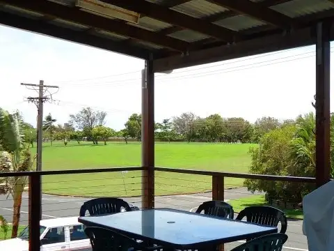 9 Cumberland Ave LAMBERTS BEACH, Slade Point QLD 4740