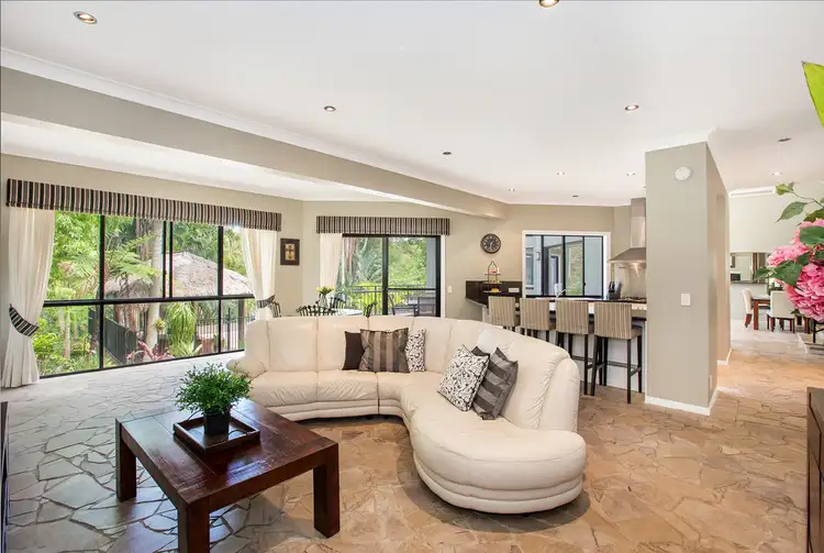 24 Uplands Court, Tallai QLD 4213