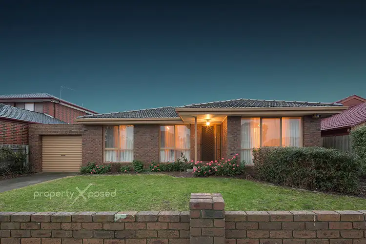 25 Vella Court, Springvale South VIC 3172