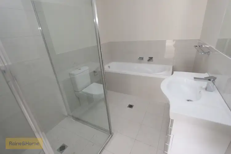 Fifth view of Homely unit listing, 3/40 Wentworth Drive, Kelso NSW 2795