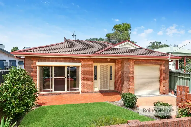 16 Pozieres Avenue, Umina Beach NSW 2257