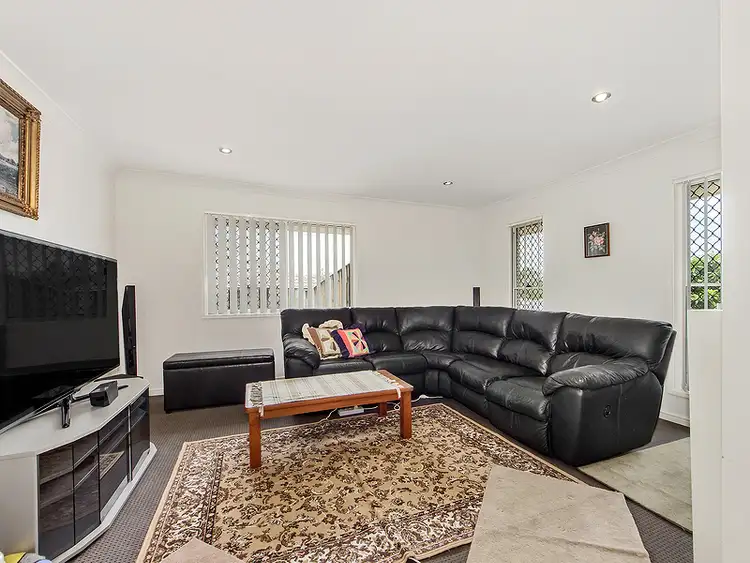 Second view of Homely house listing, 8 GOLDENWOOD CRESCENT, Fernvale QLD 4306