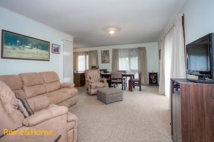 Second view of Homely house listing, 381 Elizabeth Drive, Sunbury VIC 3429