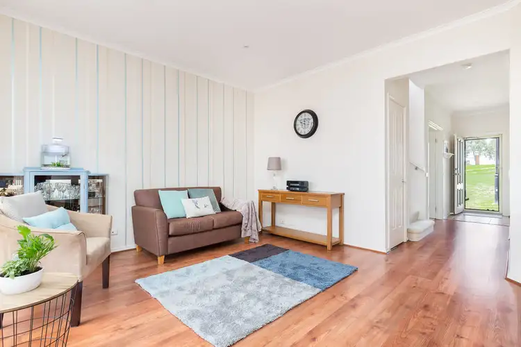 Sixth view of Homely house listing, 2 Figtree Walk, Lyndhurst VIC 3975