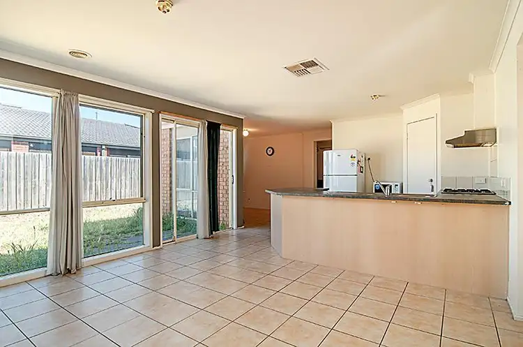 25 Castleton Avenue, Tarneit VIC 3029