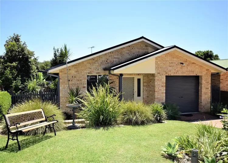 1 Coreen Close, North Nowra NSW 2541