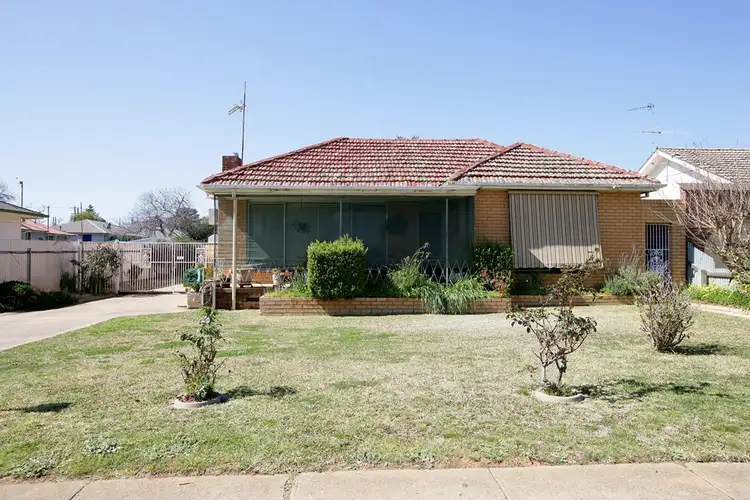 147 Bourke Street, Mount Austin NSW 2650