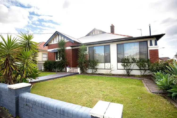 123 High Street, East Maitland NSW 2323