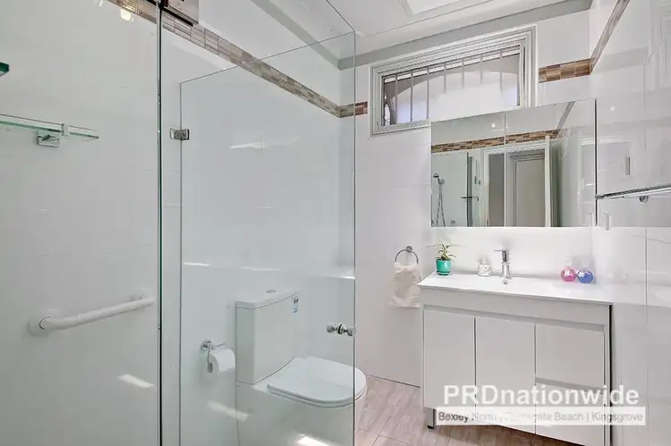 Sixth view of Homely villa listing, 2/122-124 Russell Avenue, Dolls Point NSW 2219