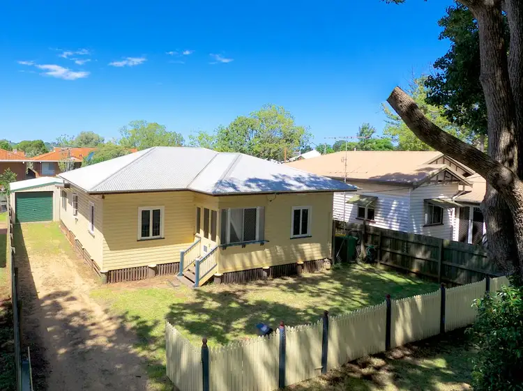20 Boulton Terrace, Toowoomba City QLD 4350
