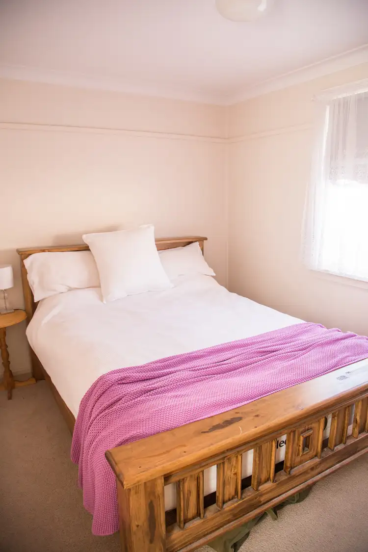 Seventh view of Homely house listing, 11 Walter Bull Crescent, Griffith NSW 2680