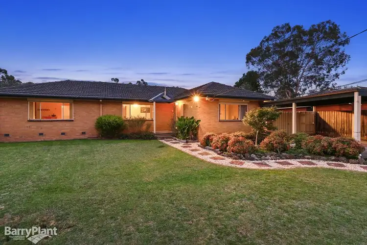 8 Elizabeth Court, Mooroolbark VIC 3138