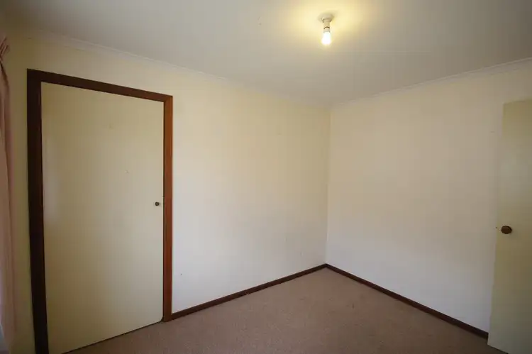 Sixth view of Homely house listing, 3 Ester Close, Endeavour Hills VIC 3802