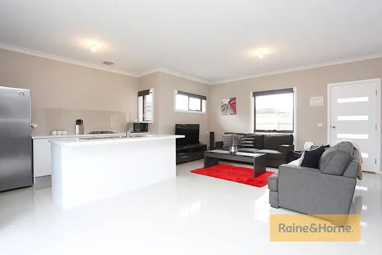 Fourth view of Homely house listing, 2/52 Jacana Avenue, Broadmeadows VIC 3047