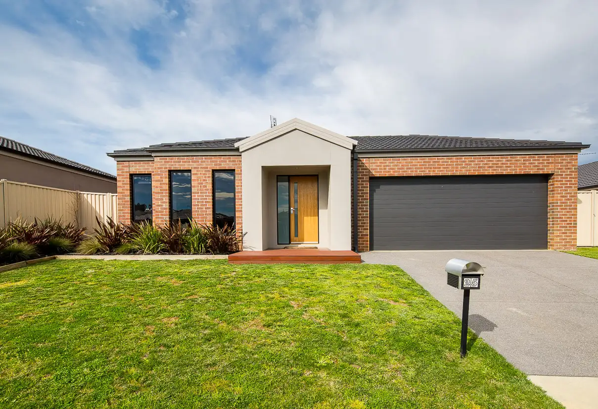 Main view of Homely house listing, 25 Canadian Crescent, Canadian VIC 3350