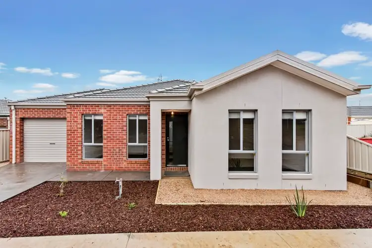 Main view of Homely house listing, 4/9 Miners Rest, Kangaroo Flat VIC 3555