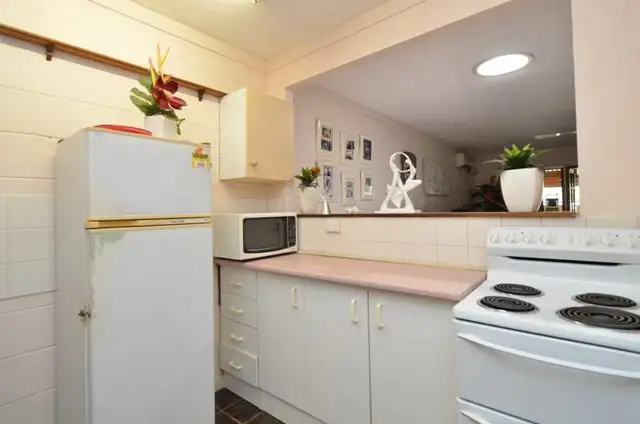 Fourth view of Homely unit listing, 2/11 Grant Avenue, Aitkenvale QLD 4814