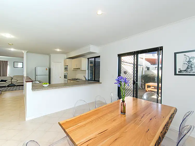 2/23 Anglesea Street, East Victoria Park WA 6101