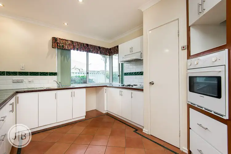 Second view of Homely house listing, 6 Warner Court, Manning WA 6152