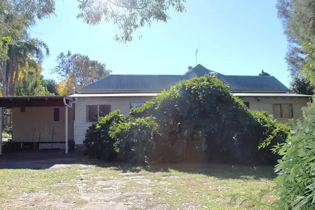 93 Berry Street, Nowra NSW 2541