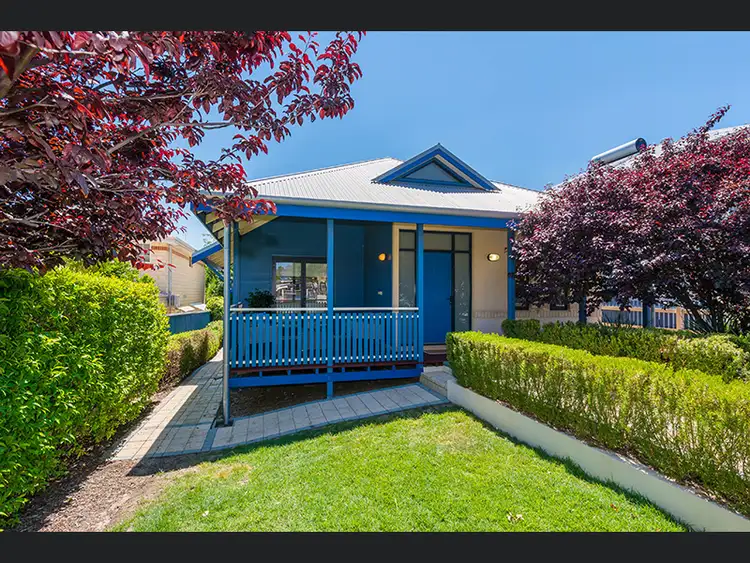 18 Salisbury St, South Perth WA 6151