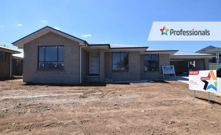 28 Governors Parade, Windradyne NSW 2795