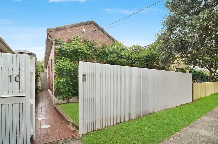 10 Oakley Road, North Bondi NSW 2026