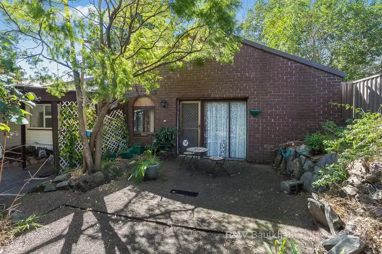 7c Orchard Avenue