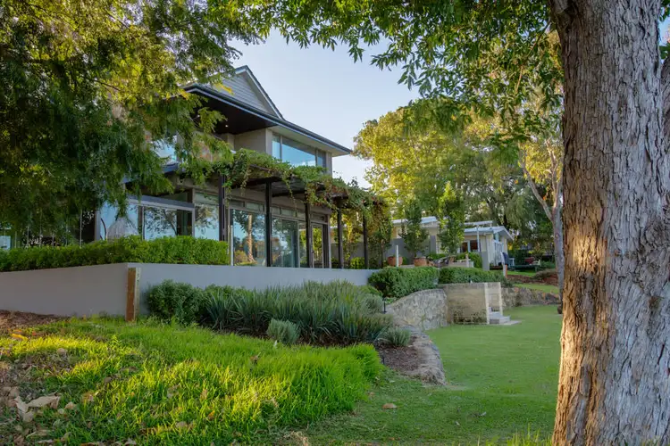 Fifth view of Homely house listing, 2 Brentwood Avenue, Brentwood WA 6153