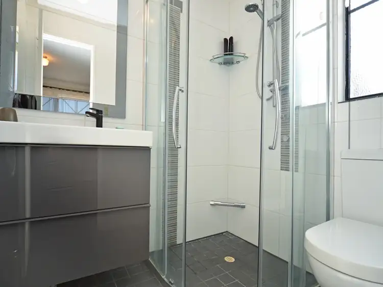 Sixth view of Homely house listing, 4 Carwoola Circle, Carramar WA 6031