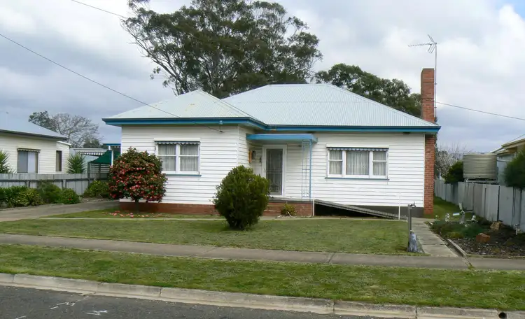 221 High Street, Avoca VIC 3467