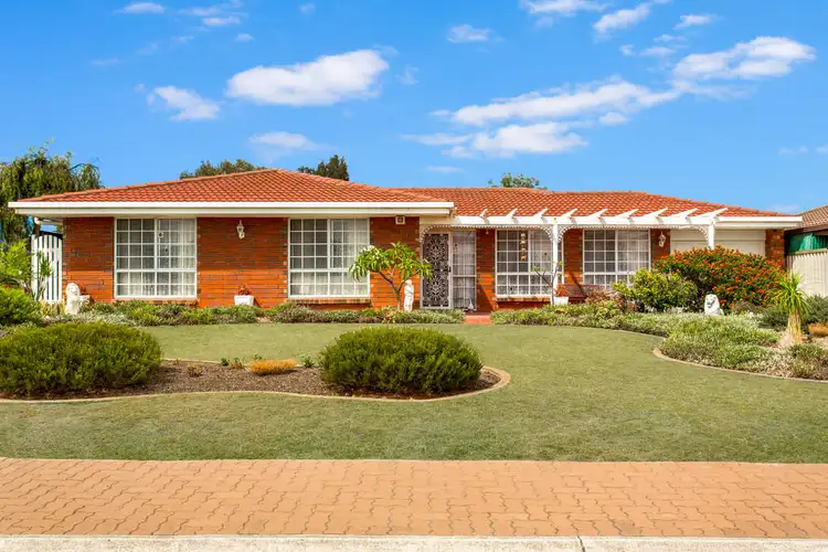 1 Woonda Crescent, North Haven SA 5018