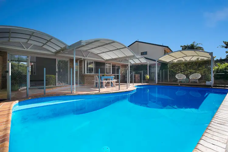 Second view of Homely house listing, 4 Chave Court, Wynnum West QLD 4178