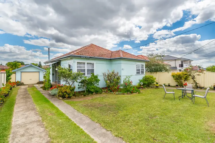 144 Smart Street, Fairfield Heights NSW 2165