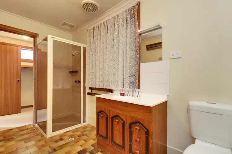 Fourth view of Homely house listing, 386 Old Sturt Highway, Barmera SA 5345