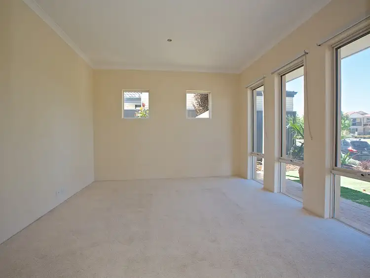 Fourth view of Homely house listing, 5 Amethyst Parkway, Aveley WA 6069