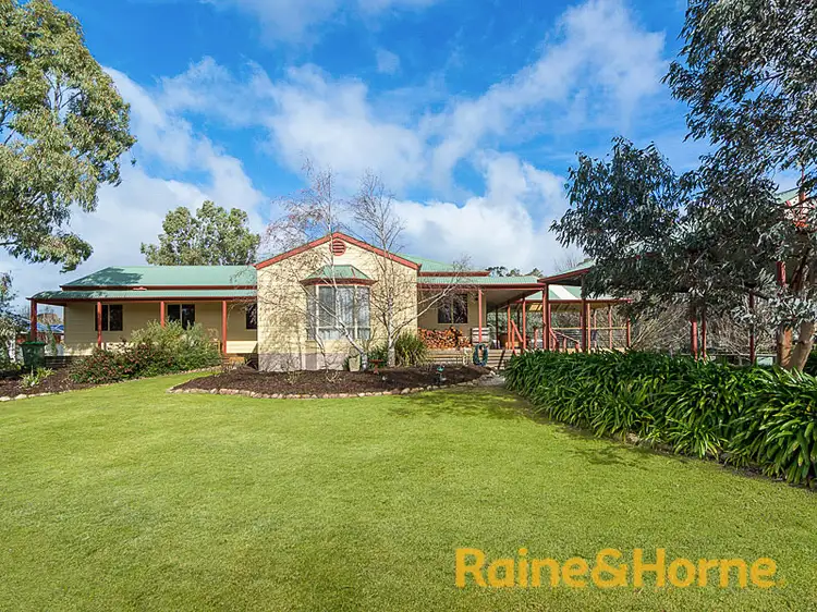 15 Sunningdale Court