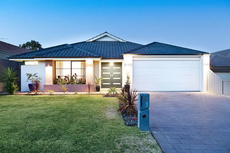 16 Howe Street, Beeliar WA 6164