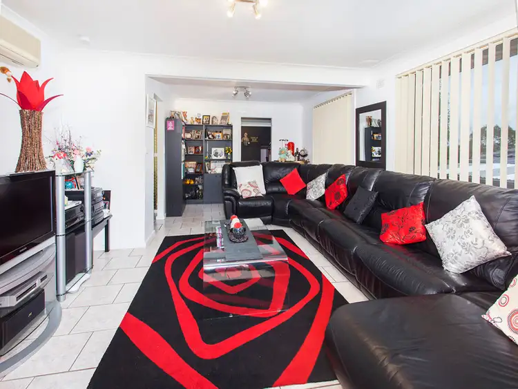 Second view of Homely house listing, 7 Galong Crescent, Koonawarra NSW 2530