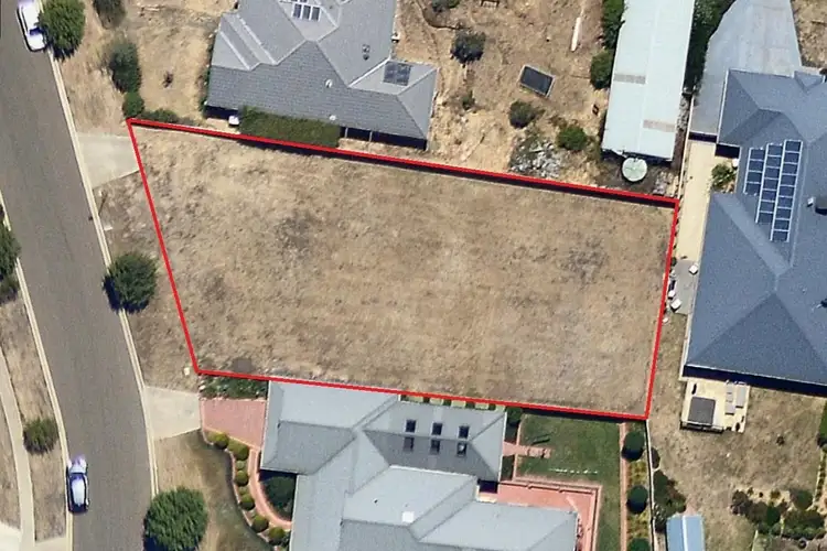 52 Warren Street, Kyneton VIC 3444