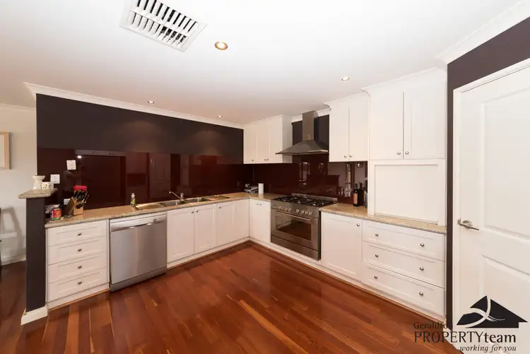 Sixth view of Homely house listing, 2 Fuchsia Close, Strathalbyn WA 6530