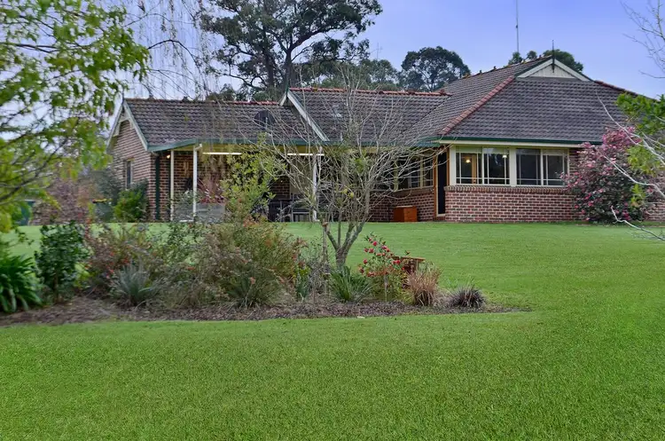 14 Thuroong Place, Cranebrook NSW 2749