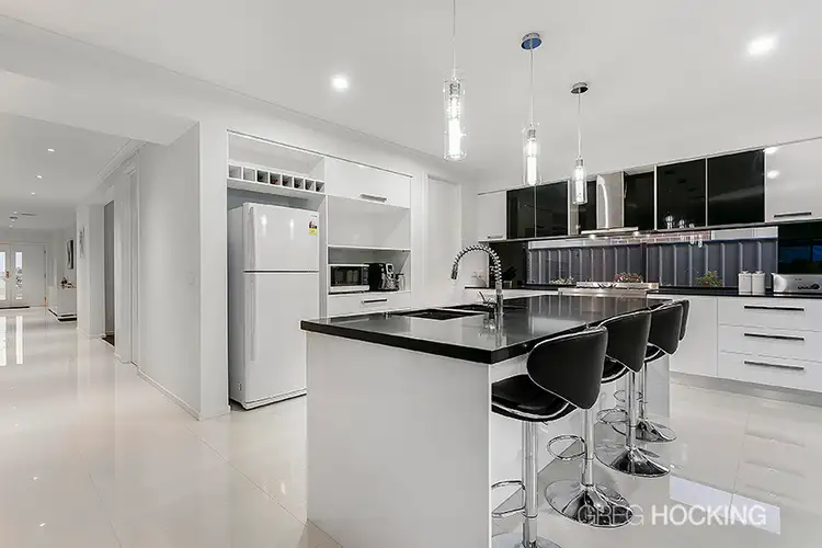 28 Fleur Way, Truganina VIC 3029
