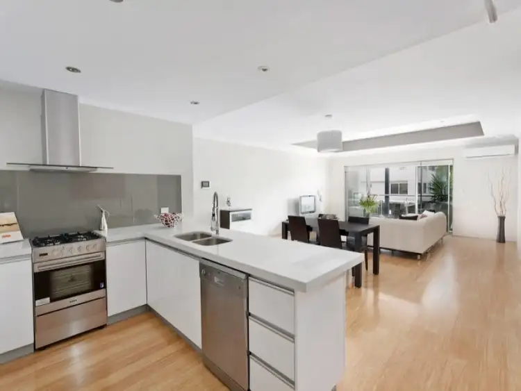 Sixth view of Homely apartment listing, 7/30 Stadium Drive, Floreat WA 6014