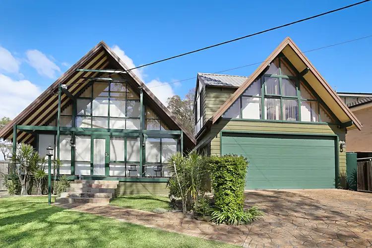 65 Lloyd Avenue, Chain Valley Bay NSW 2259
