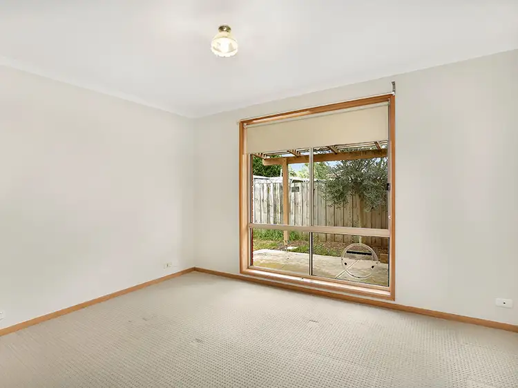 Fourth view of Homely house listing, 2/18 Katarina Place, Whittington VIC 3219